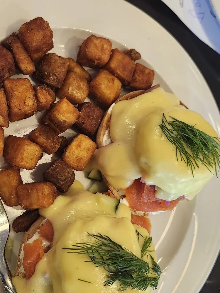 Eggs Benedict