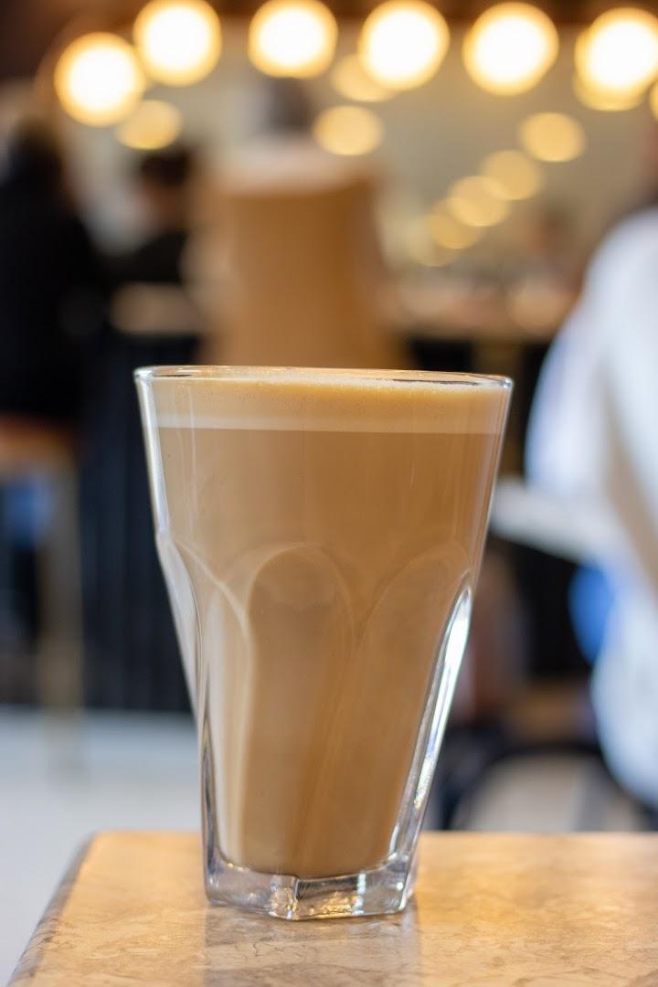 Cafe Volare